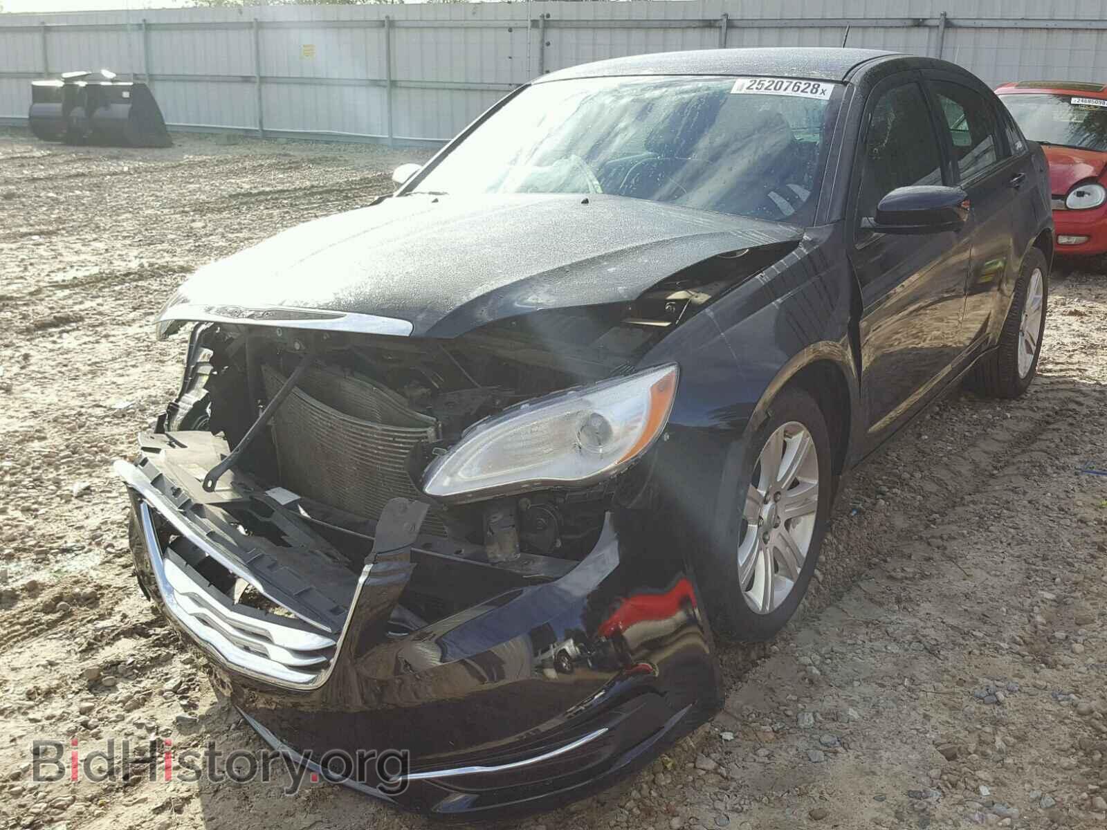 2013 CHRYSLER 200 - VIN: 1C3CCBAB0DN669334 - Photo 2
