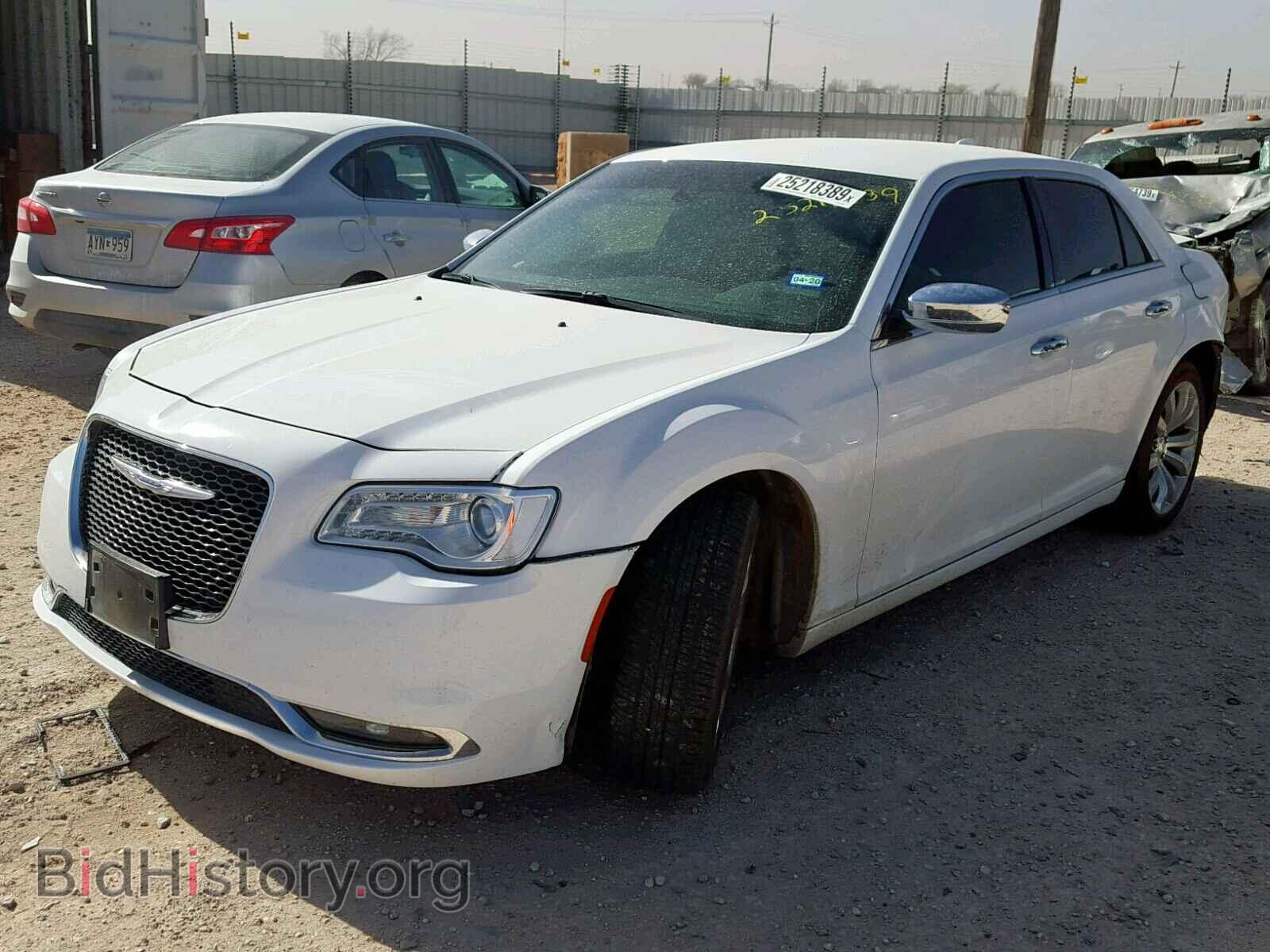 2018 CHRYSLER 300 - VIN: 2C3CCAEG8JH254945 - Фото 2