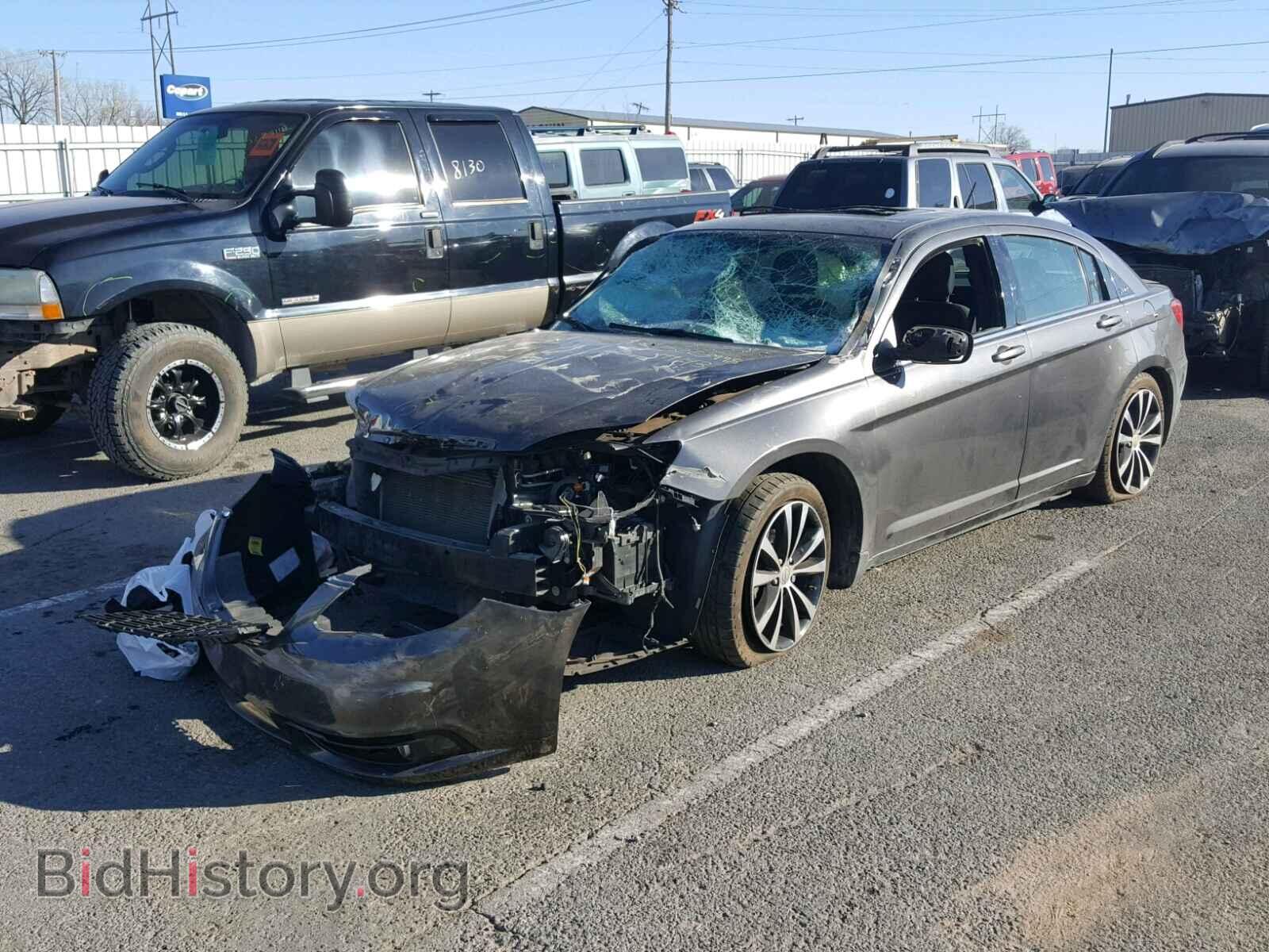 2014 CHRYSLER 200 - VIN: 1C3CCBBG4EN199143 - Фото 2