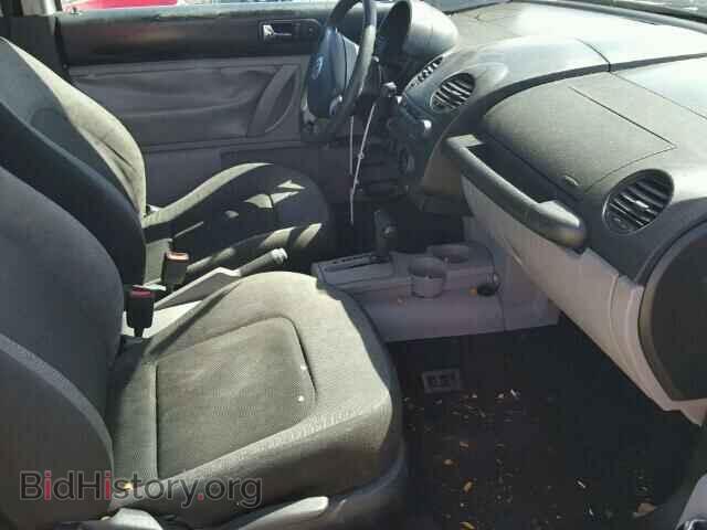 2000 VOLKSWAGEN BEETLE - VIN: 3VWBC21C5YM454688 - Фото 5