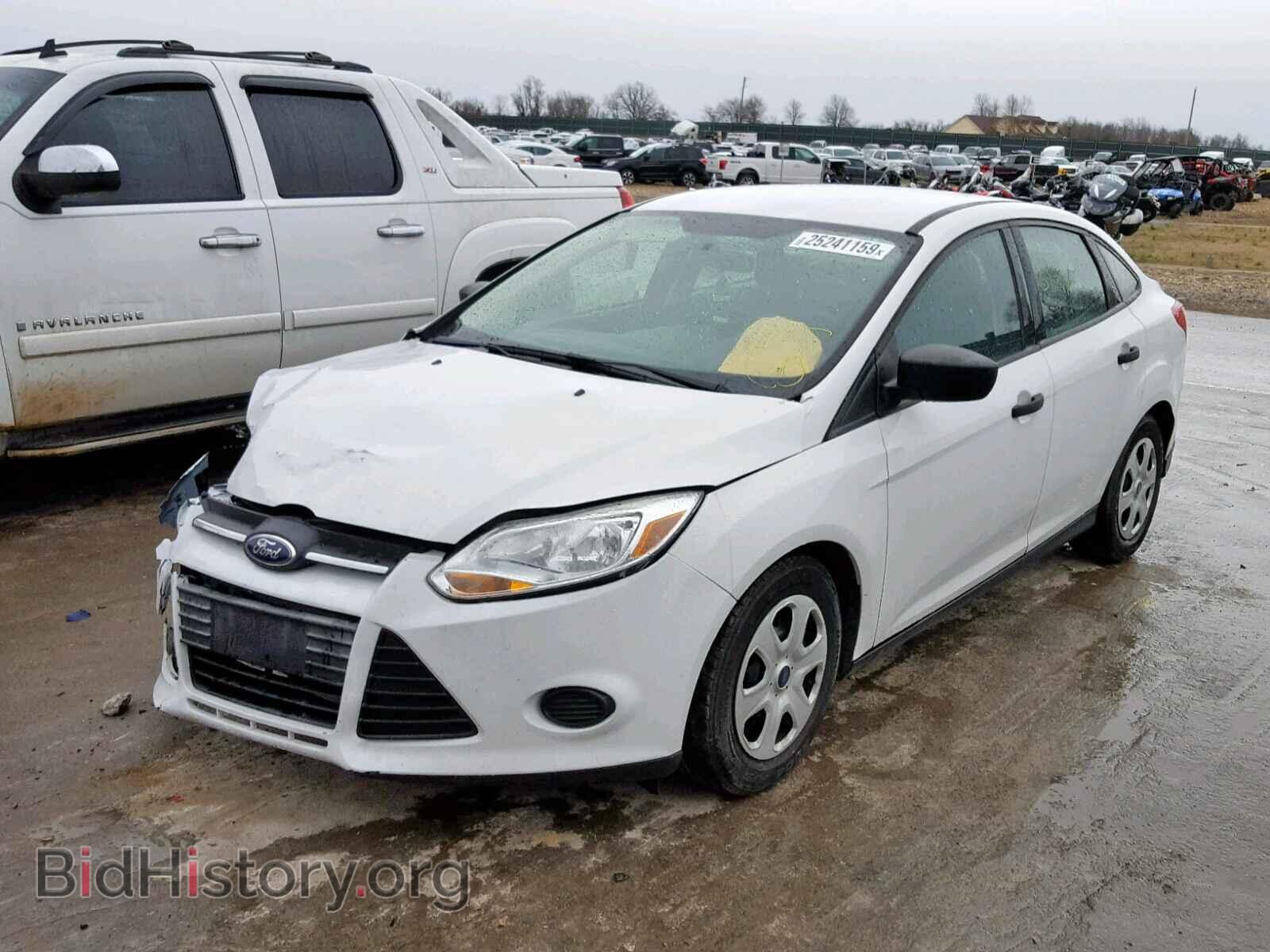 2013 FORD FOCUS - VIN: 1FADP3E22DL285643 - Фото 2