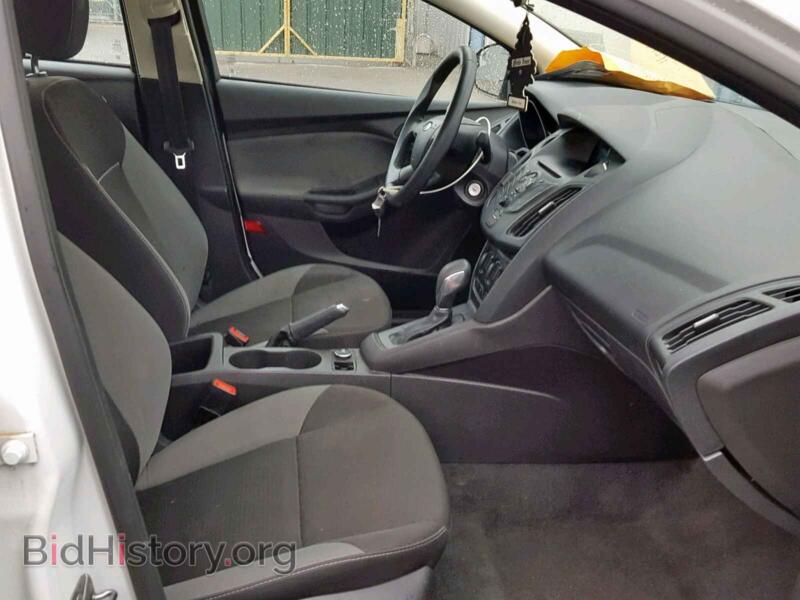 2013 Ford FOCUS (VIN 1FADP3E22DL285643) — фото 5 из 10
