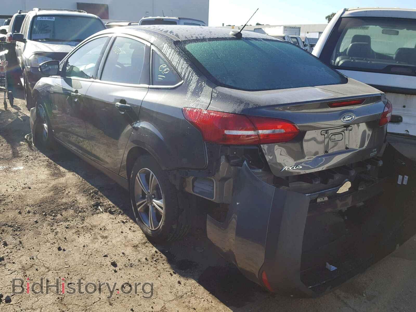 2017 FORD FOCUS - VIN: 1FADP3FE2HL219947 - Photo 3