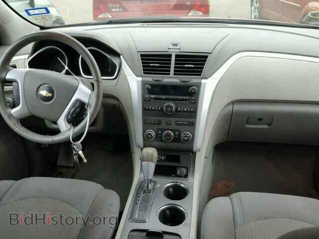 2010 CHEVROLET TRAVERSE - VIN: 1GNLVFED0AS119435 - Photo 9