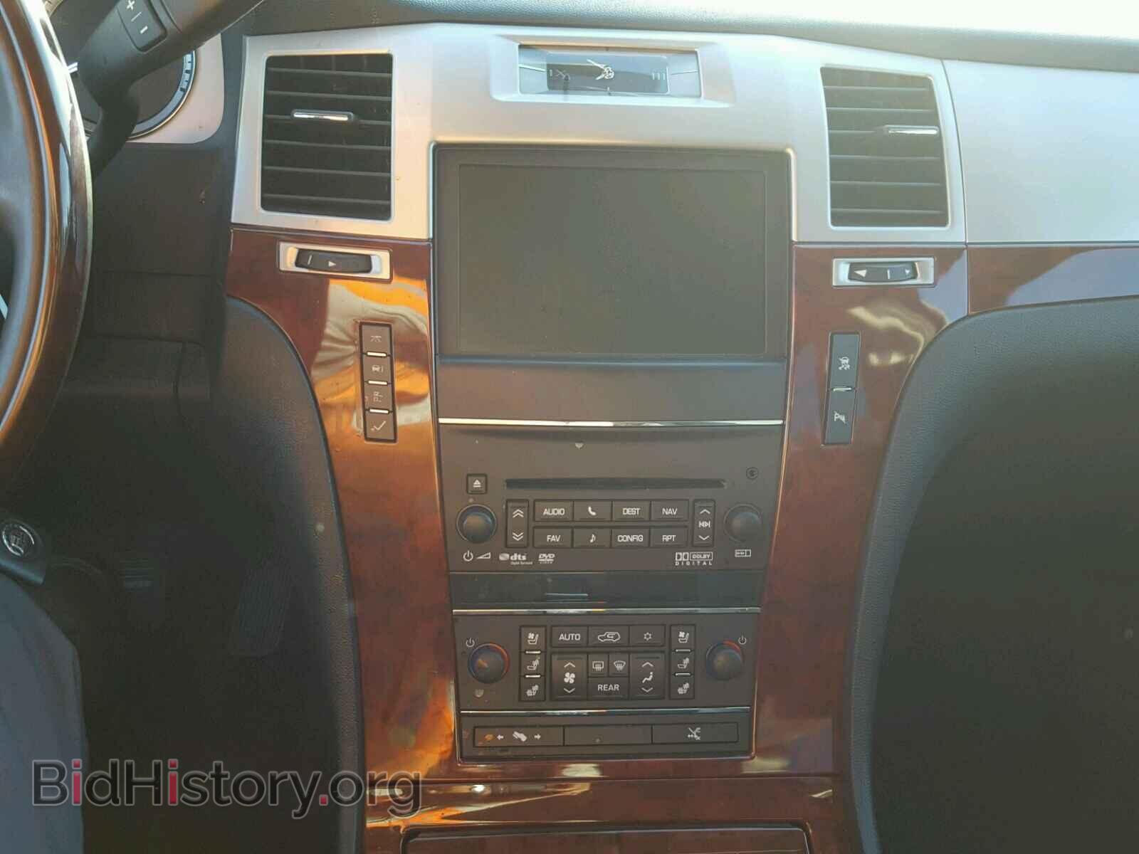 2011 CADILLAC ESCALADE - VIN: 1GYS3JEF7BR390526 - Photo 9