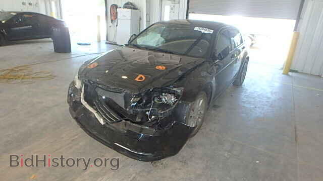 2013 CHRYSLER 200 - VIN: 1C3CCBAB7DN733594 - Фото 2
