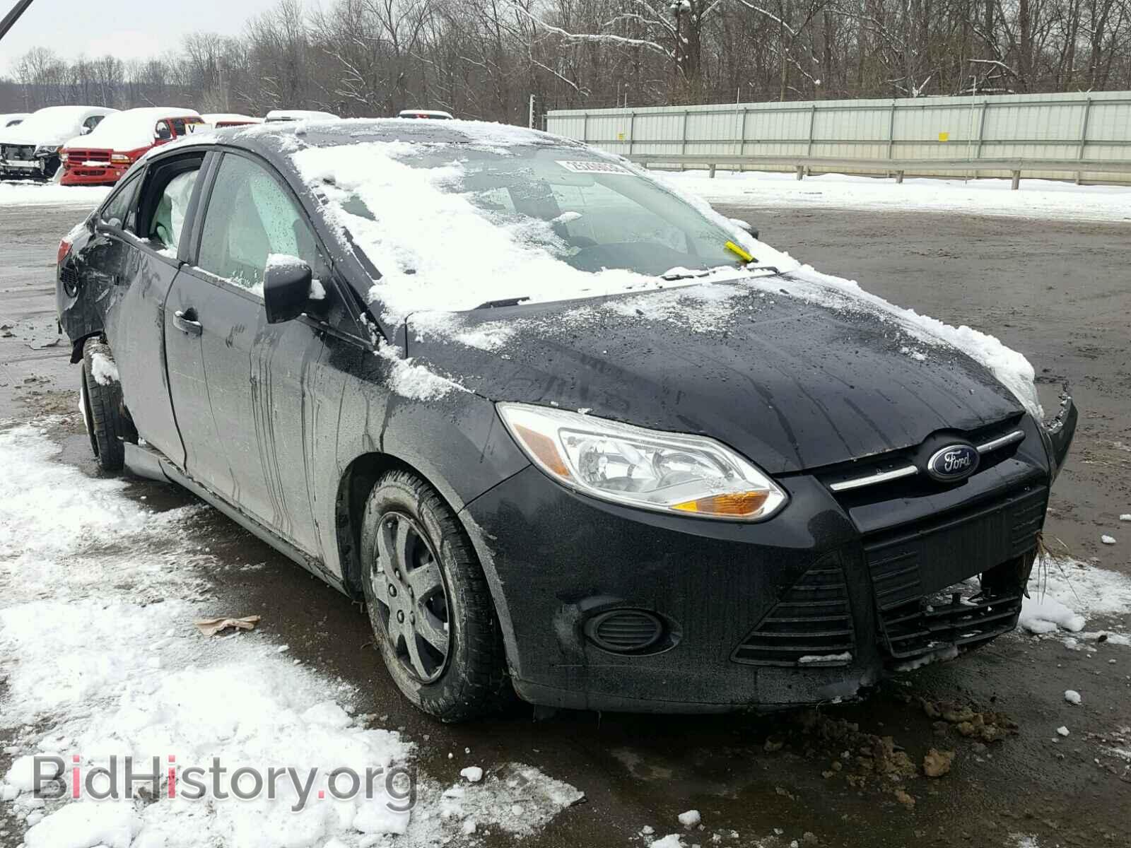 Photo 1FAHP3E21CL402712 - FORD FOCUS 2012