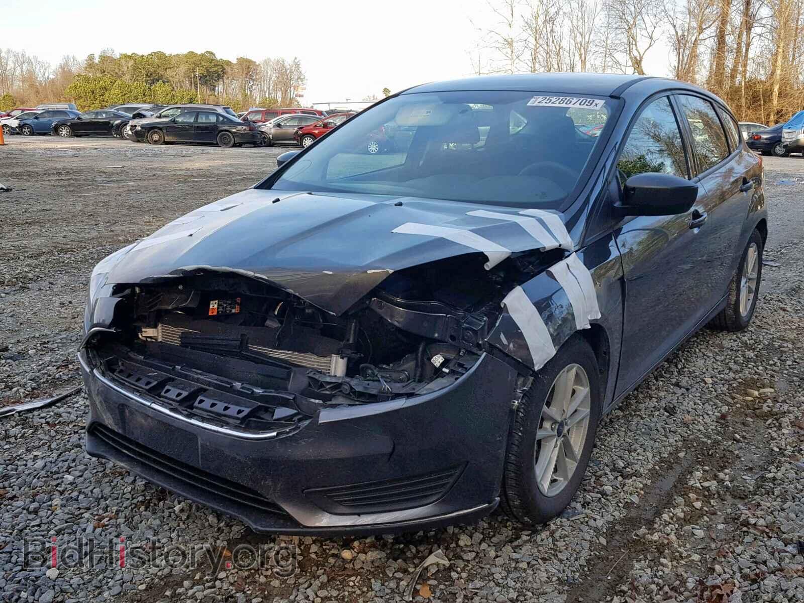 2018 FORD FOCUS SE - VIN: 1FADP3K26JL219970 - Фото 2