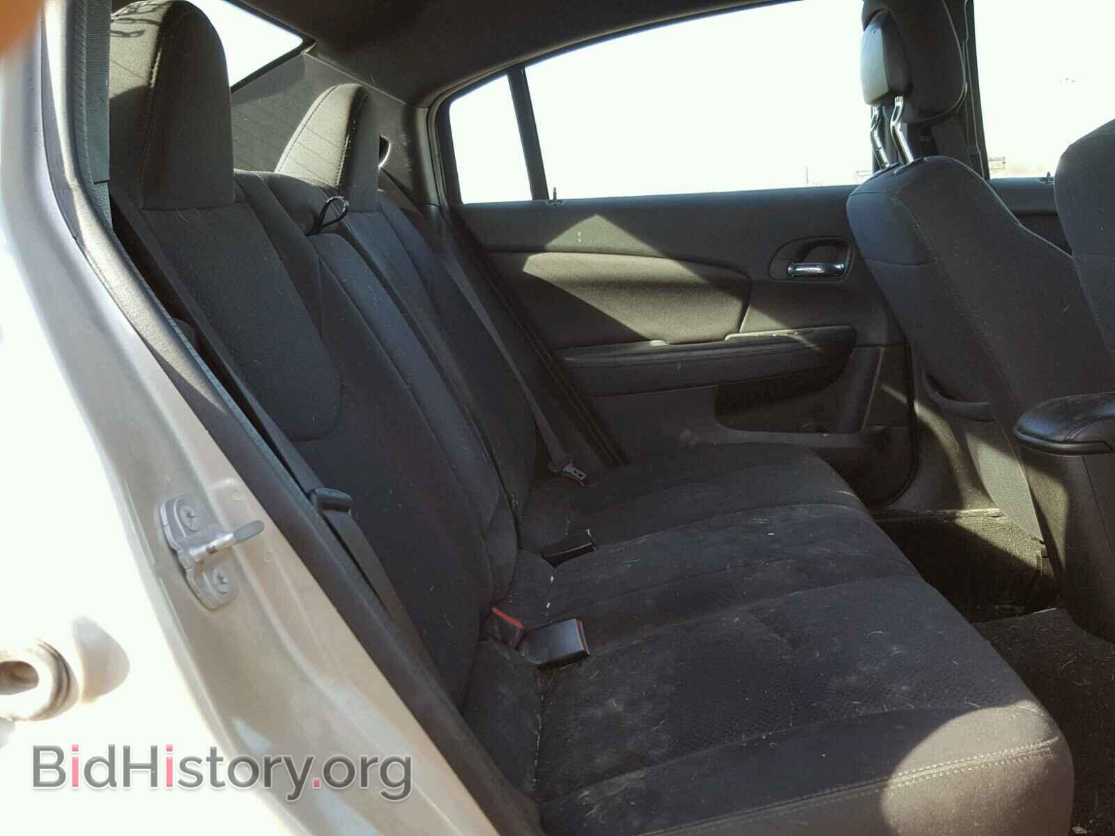 2014 CHRYSLER 200 - VIN: 1C3CCBAB1EN211982 - Фото 6