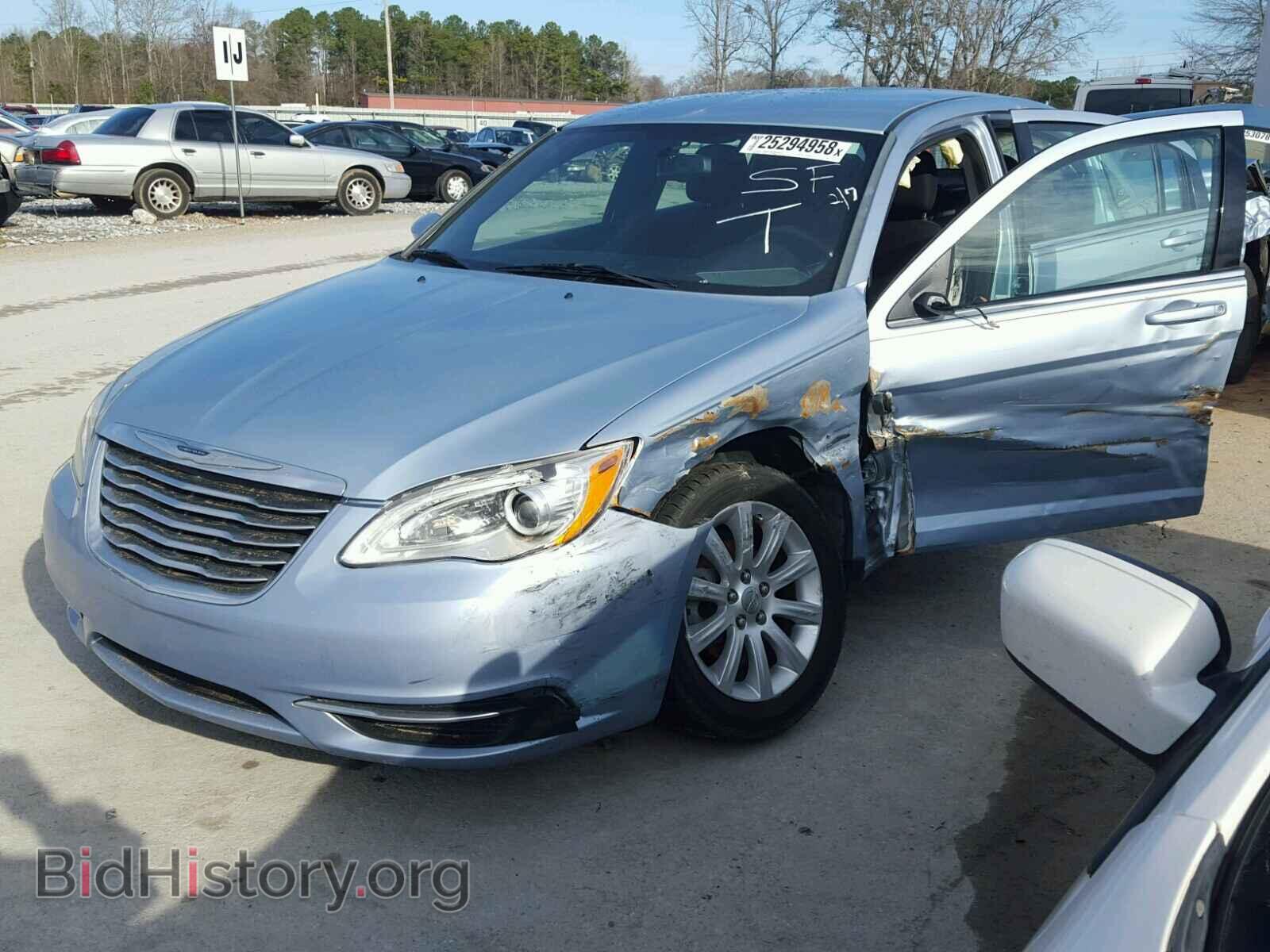 2013 CHRYSLER 200 - VIN: 1C3CCBBB8DN596132 - Фото 2