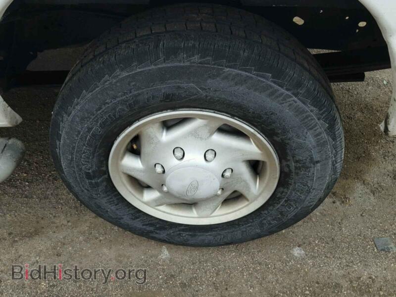 2010 Ford ECONOLINE (VIN 1FTNE2EW2ADA28733) — photo 9 of 10