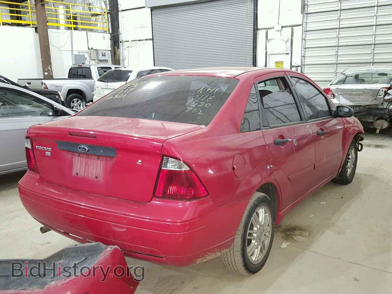 2006 FORD FOCUS - VIN: 1FAFP34N16W151762 - Фото 4