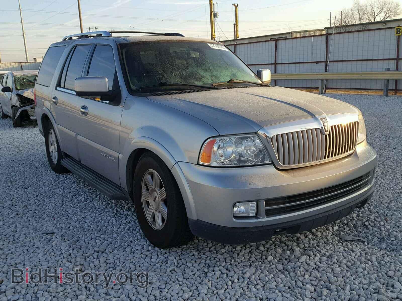 Фотография 5LMFU27576LJ26285 - LINCOLN NAVIGATOR 2006