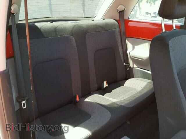 2000 VOLKSWAGEN BEETLE - VIN: 3VWCC21CXYM497282 - Фото 6