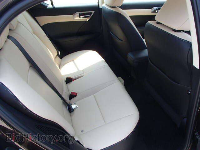 2014 LEXUS CT 200 - VIN: JTHKD5BH5E2185301 - Фото 6
