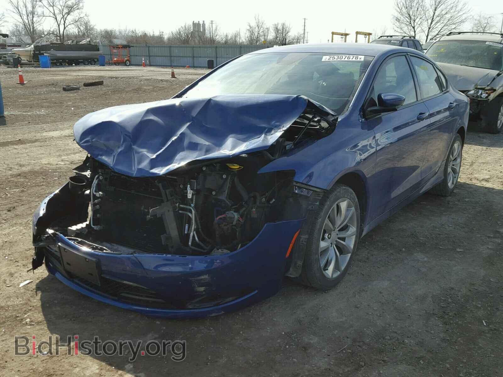 2016 CHRYSLER 200 - VIN: 1C3CCCBG1GN114266 - Фото 2