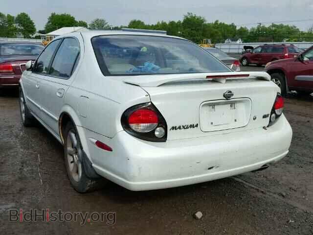 2000 NISSAN MAXIMA - VIN: JN1CA31A3YT023840 - Фото 3