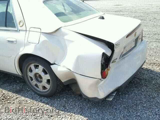 2004 CADILLAC DEVILLE - VIN: 1G6KD54Y24U152583 - Photo 9