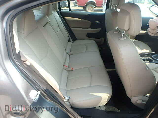 2011 CHRYSLER 200 - VIN: 1C3BC2FB2BN596775 - Фото 6