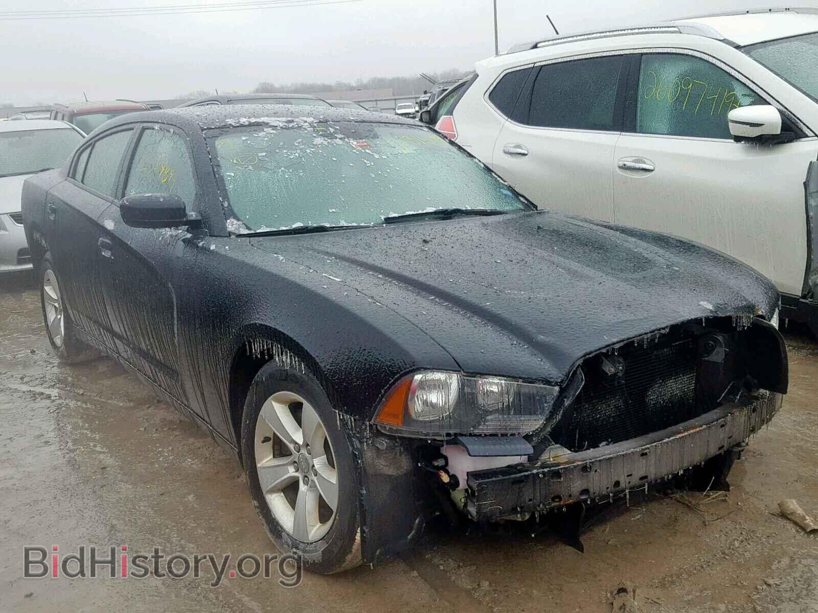 Photo  - DODGE CHARGER 2012
