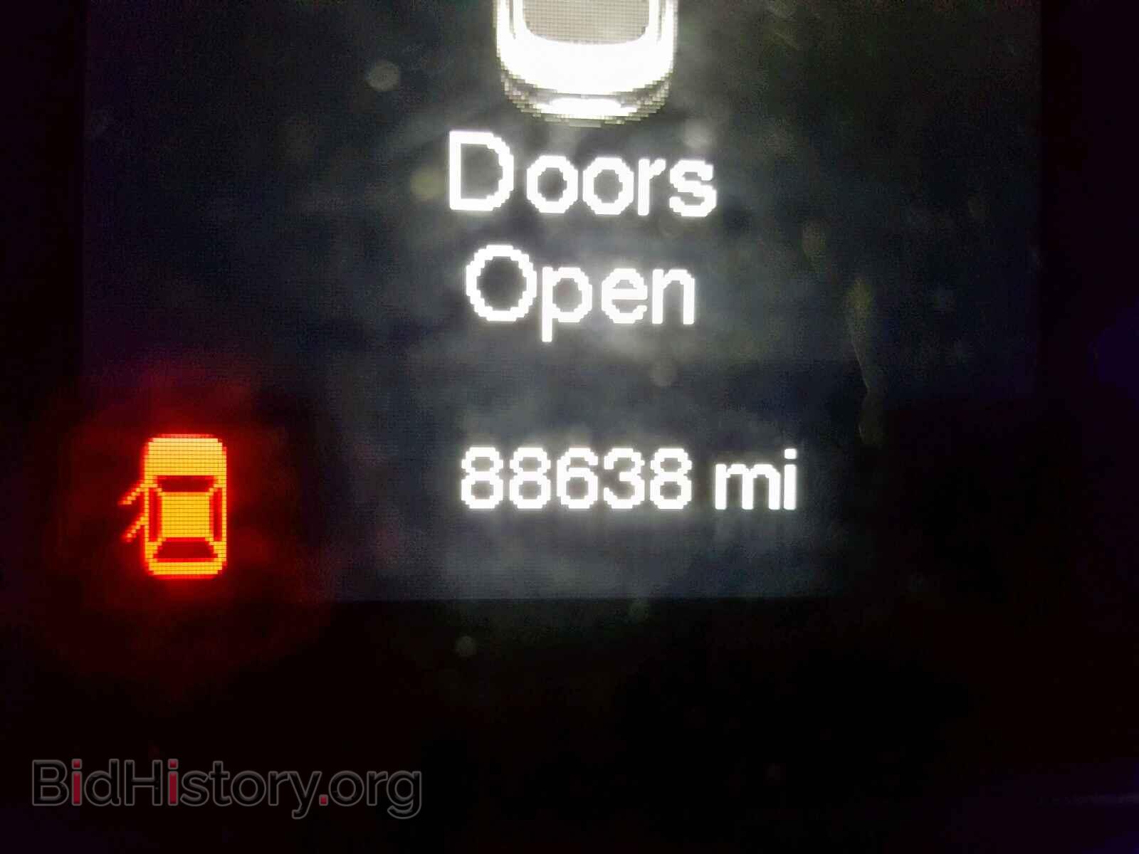 2015 CHRYSLER 200 - VIN: 1C3CCCAB1FN688712 - Photo 8