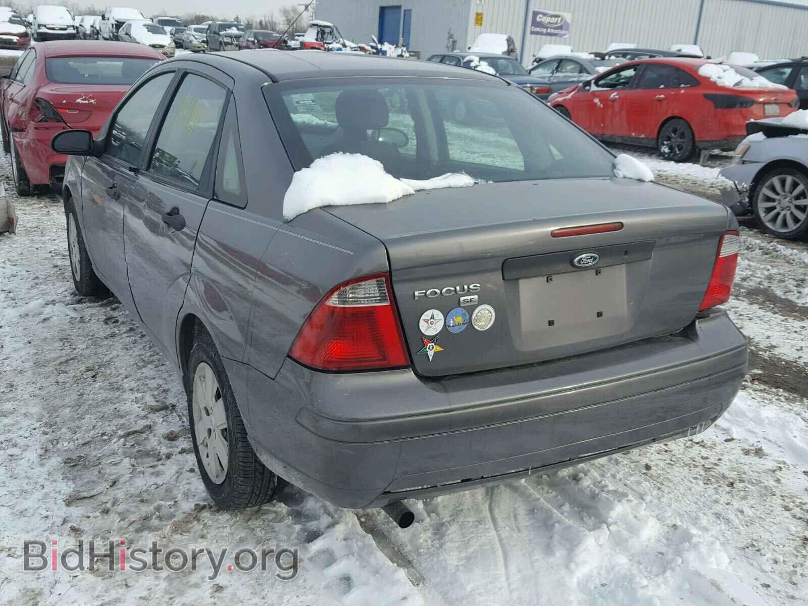 2007 FORD FOCUS - VIN: 1FAHP34N37W107272 - Фото 3