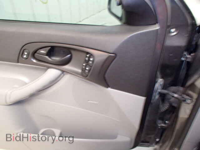 2007 FORD FOCUS - VIN: 1FAFP34N17W156087 - Photo 10