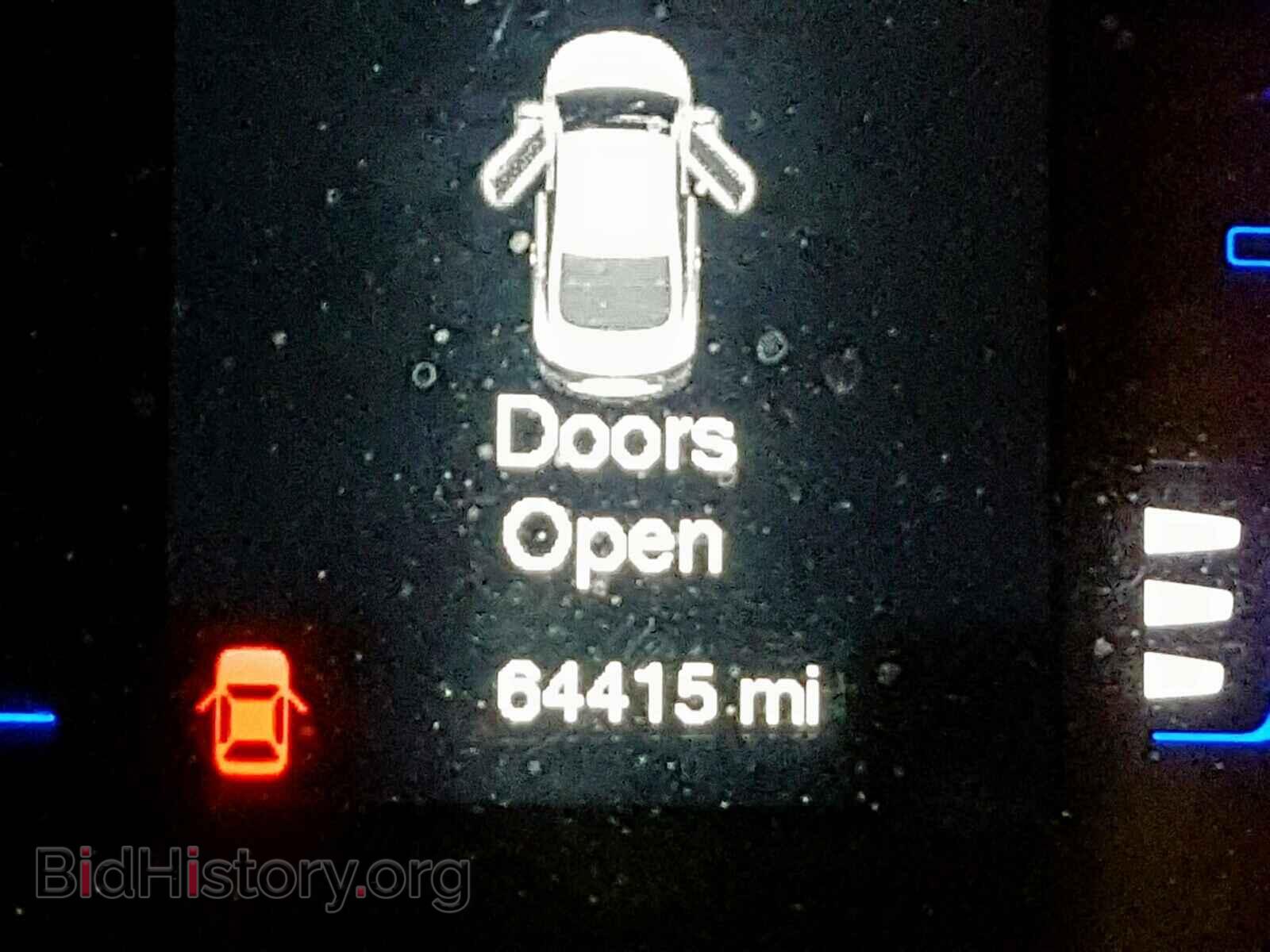 2016 CHRYSLER 200 - VIN: 1C3CCCAB3GN165127 - Фото 8