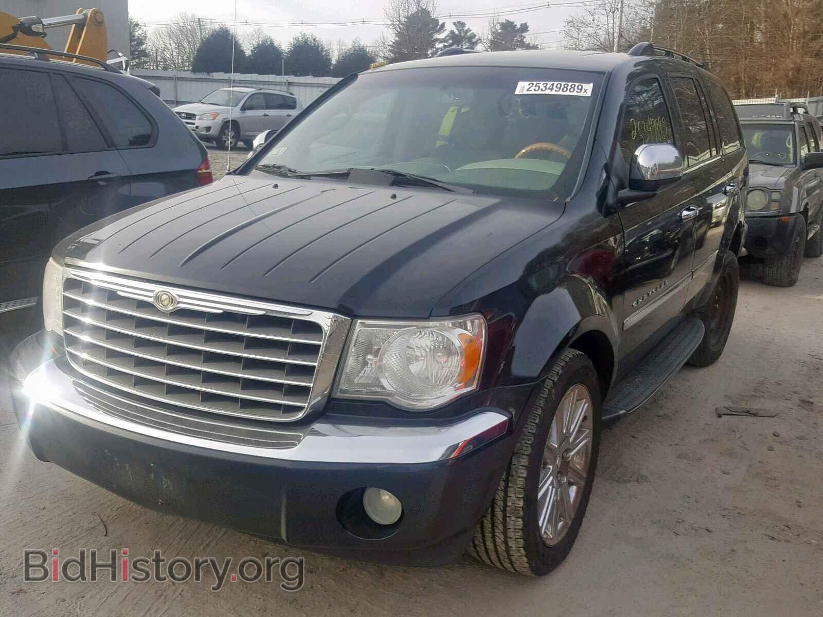 2007 CHRYSLER ASPEN - VIN: 1A8HW582X7F564520 - Фото 2