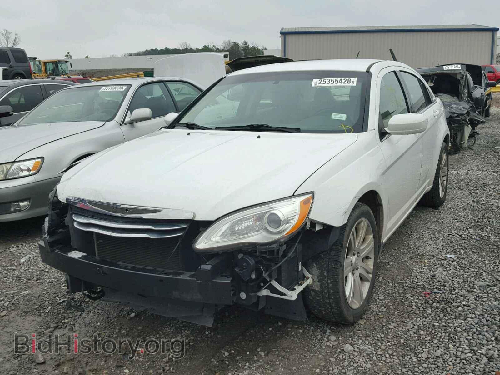 2013 CHRYSLER 200 - VIN: 1C3CCBBB5DN501607 - Photo 2