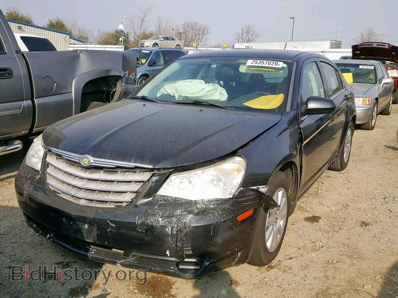 2010 CHRYSLER SEBRING - VIN: 1C3CC4FB0AN115890 - Фото 2
