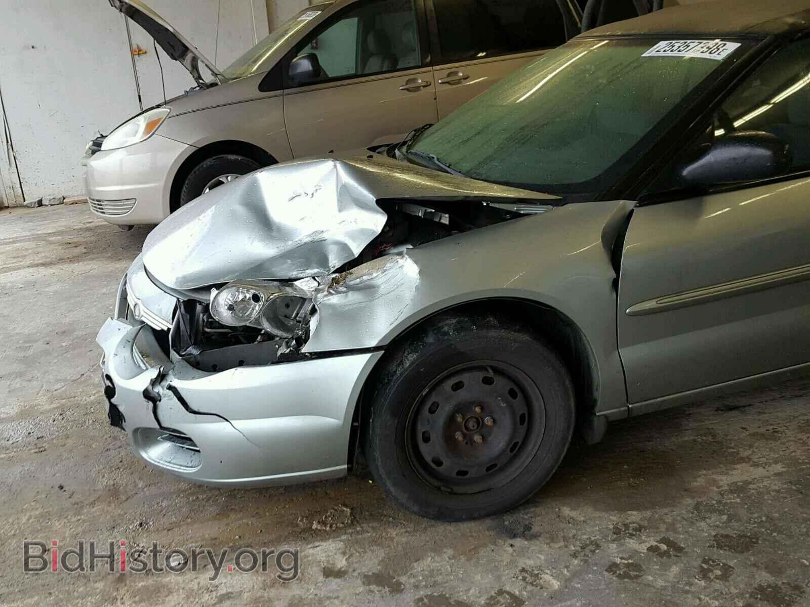 2005 CHRYSLER SEBRING - VIN: 1C3EL45RX5N515288 - Фото 9