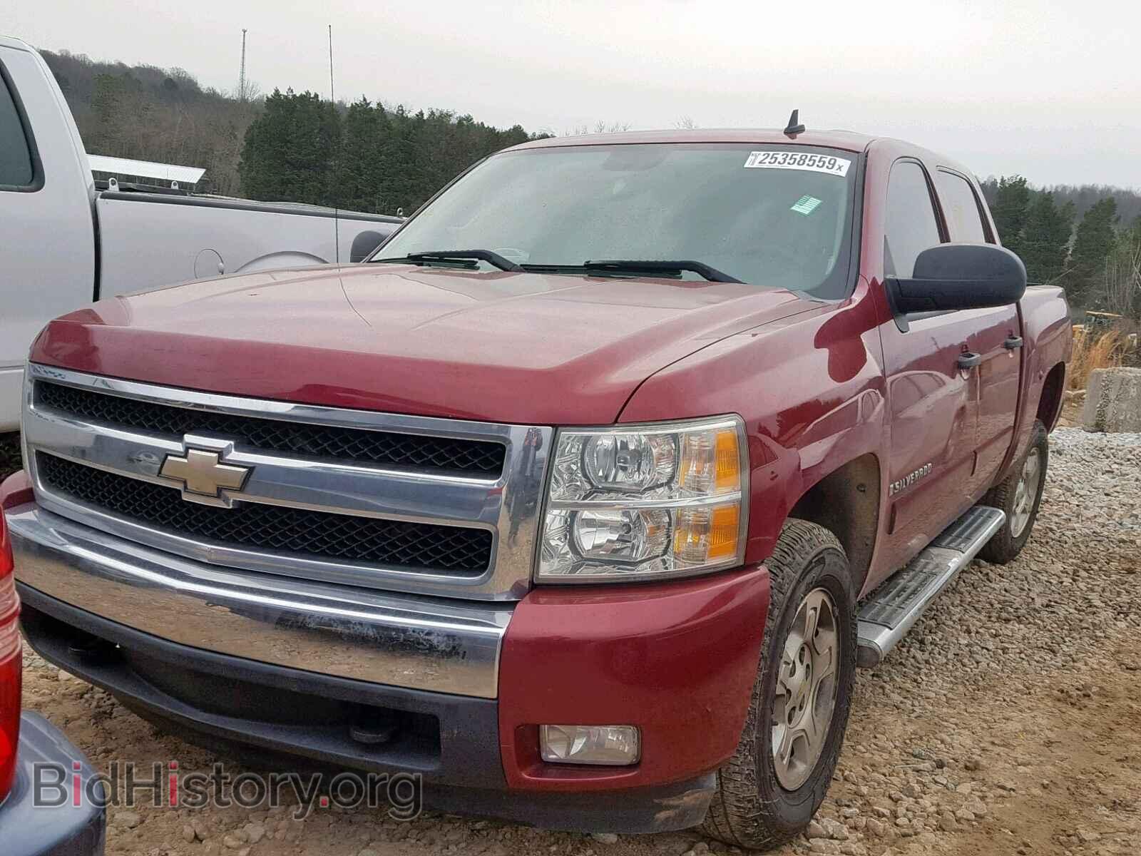 2007 CHEVROLET SILVERADO - VIN: 2GCEC13CX71546957 - Фото 2