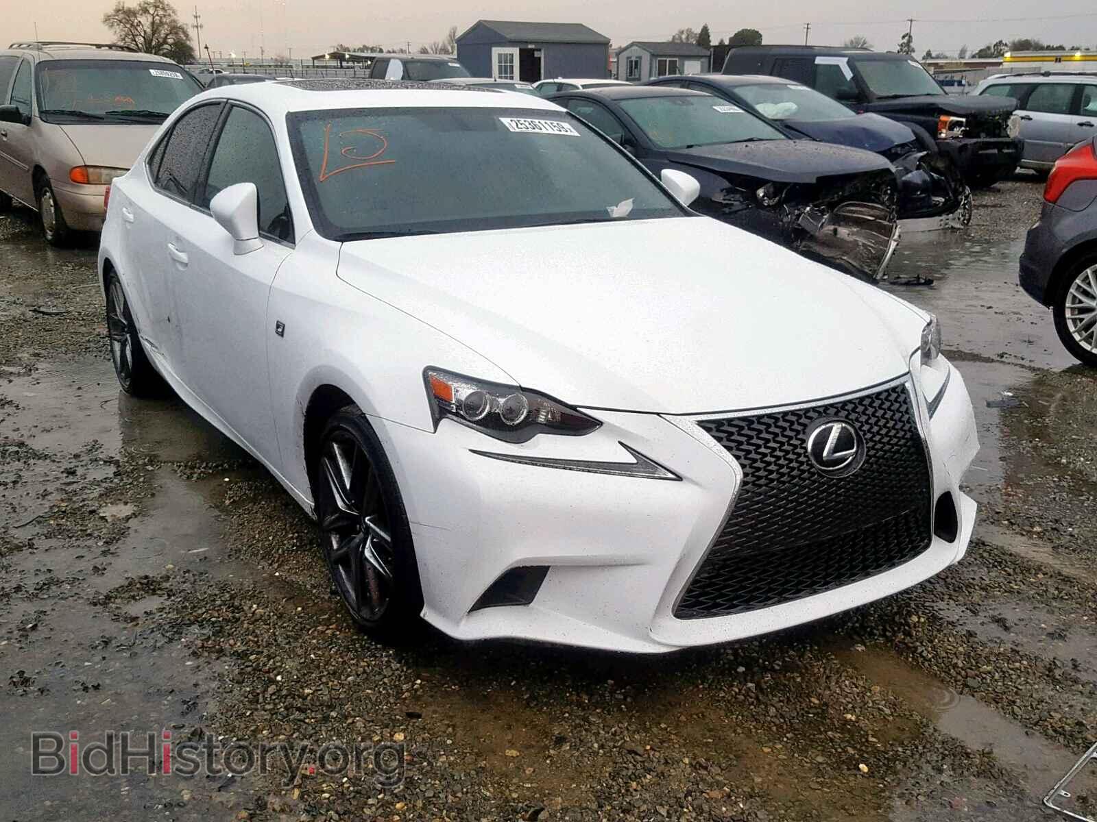 Фотография  - LEXUS IS 2016