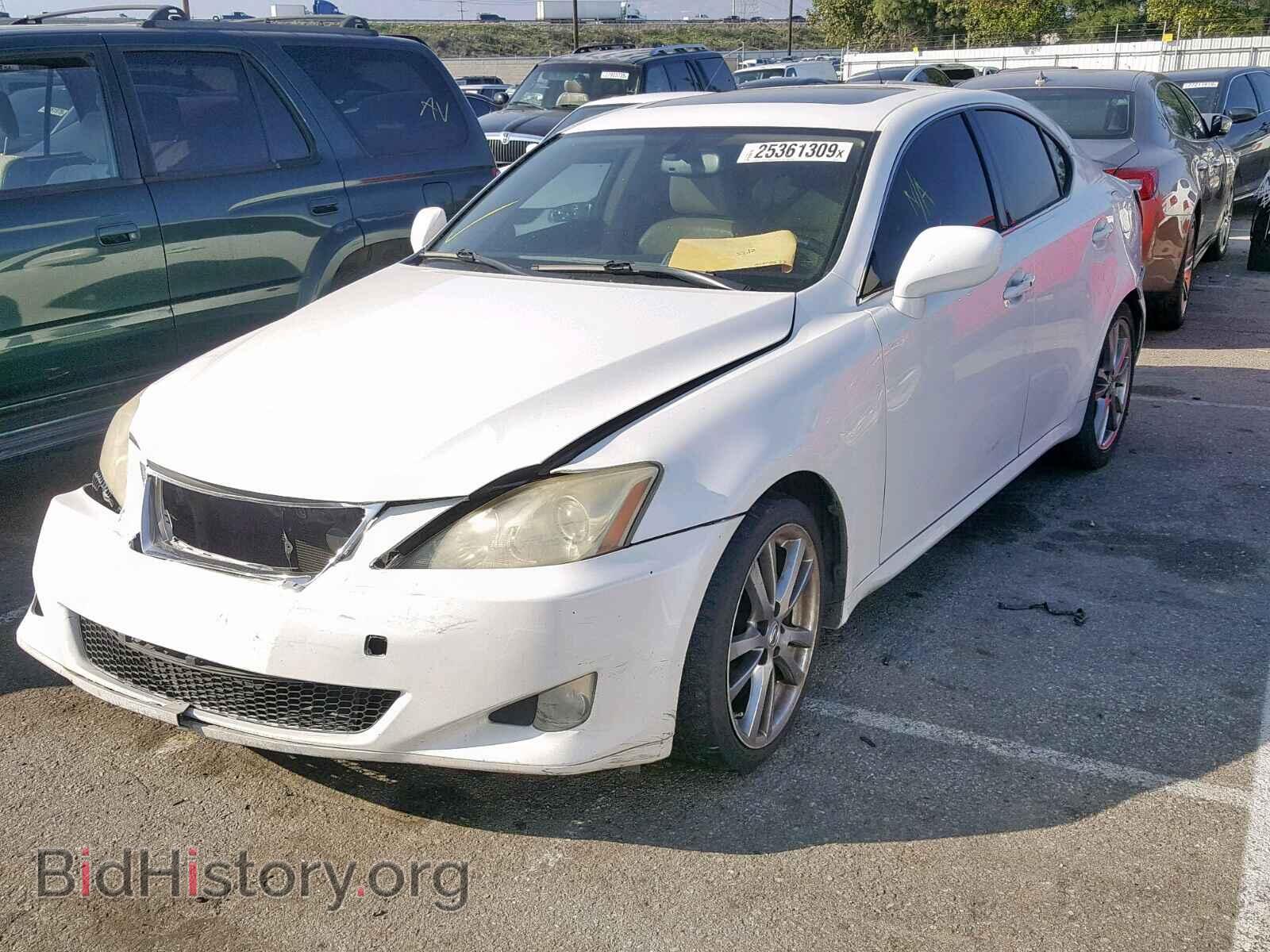 2008 LEXUS IS 250 - VIN: JTHBK262585066189 - Фото 2