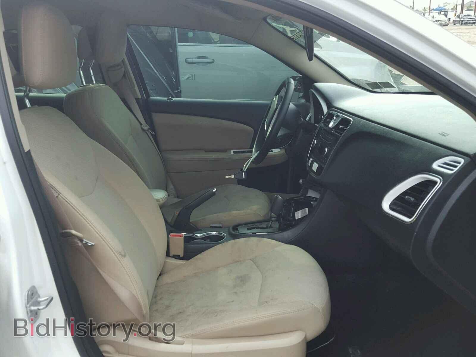 2011 CHRYSLER 200 - VIN: 1C3BC1FB4BN549774 - Фото 5