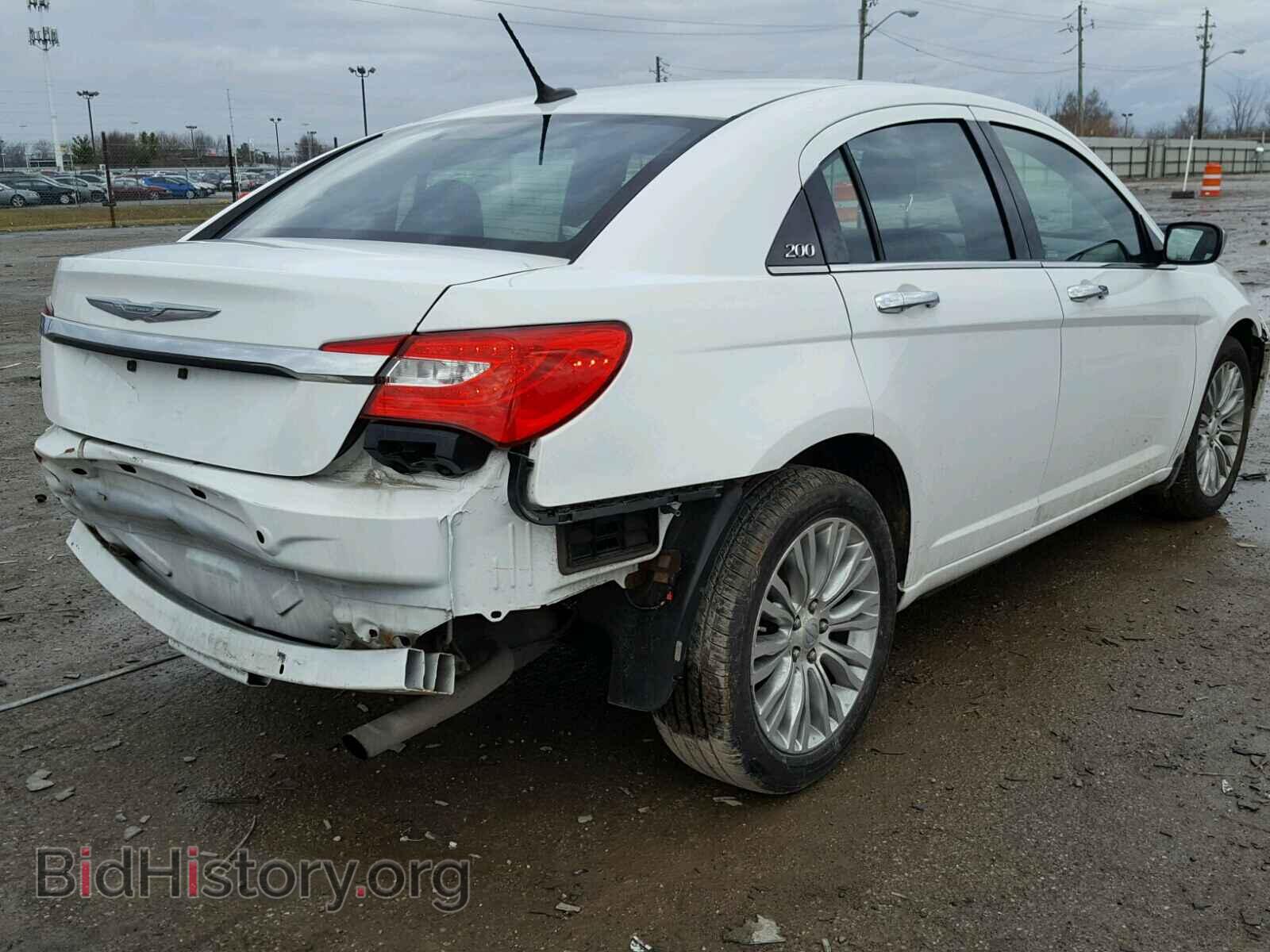 2012 CHRYSLER 200 - VIN: 1C3CCBCB5CN304711 - Photo 4
