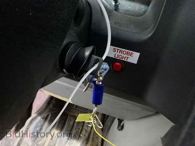 2010 FORD ECONOLINE - VIN: 1FTNE2EL2ADA60216 - Photo 10