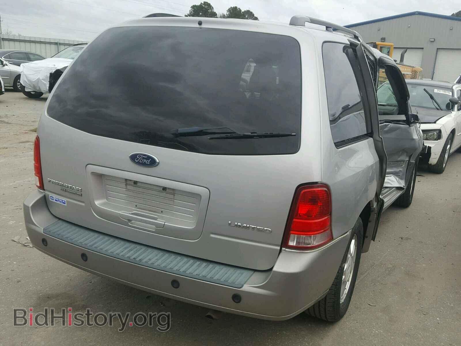 2005 FORD FREESTAR - VIN: 2FMZA58255BA23637 - Фото 4