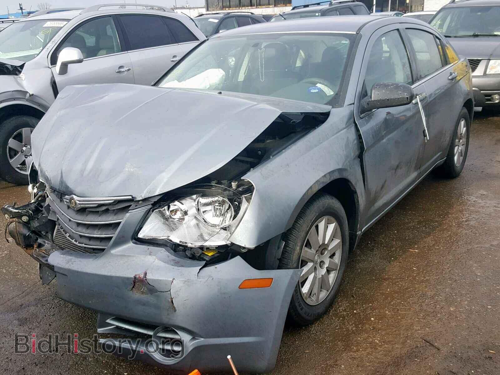 2010 CHRYSLER SEBRING - VIN: 1C3CC4FB1AN223726 - Фото 2