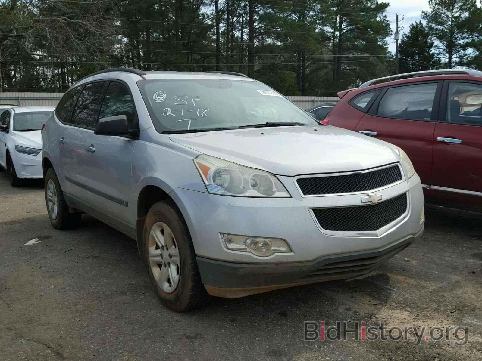 Photo 1GNLREED0AS108269 - CHEVROLET TRAVERSE 2010