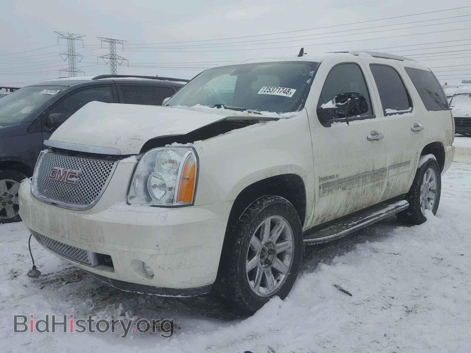 2011 GMC YUKON - VIN: 1GKS2EEF1BR201485 - Фото 2
