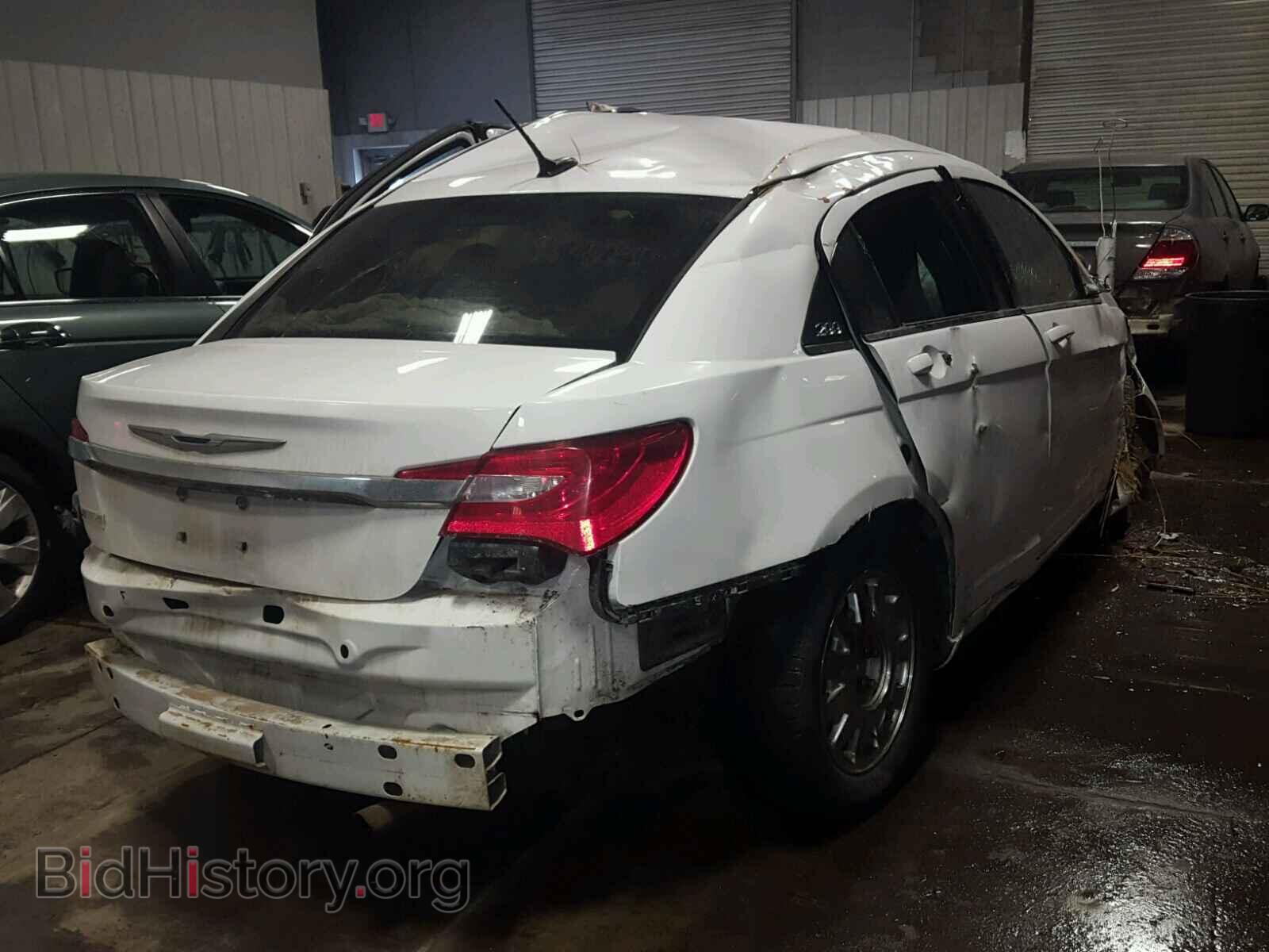 2011 CHRYSLER 200 - VIN: 1C3BC4FB7BN547700 - Фото 4