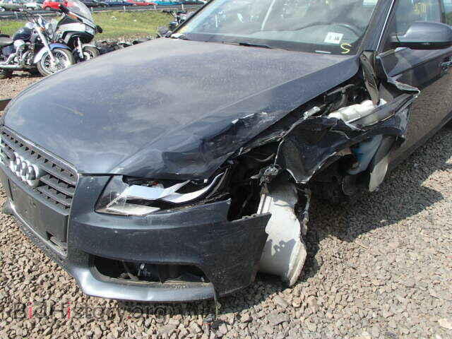 2010 AUDI A4 - VIN: WAUFFAFL2AN070360 - Фото 9