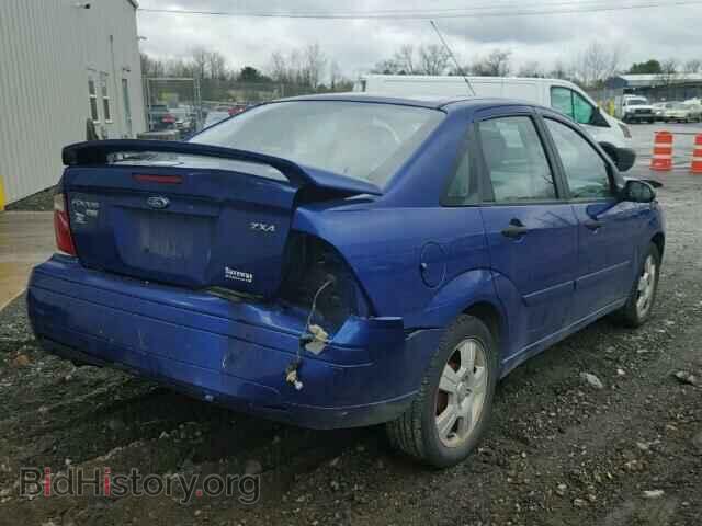 2005 FORD FOCUS - VIN: 1FAFP34N35W162499 - Photo 4