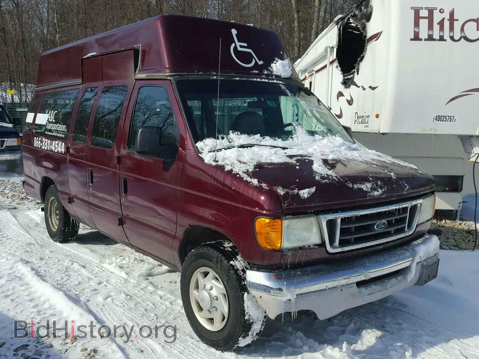 Photo 1FTNS24W54HA34372 - FORD ECONOLINE 2004