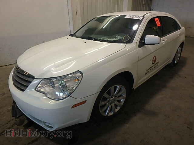 2010 CHRYSLER SEBRING - VIN: 1C3CC5FB7AN148164 - Фото 2
