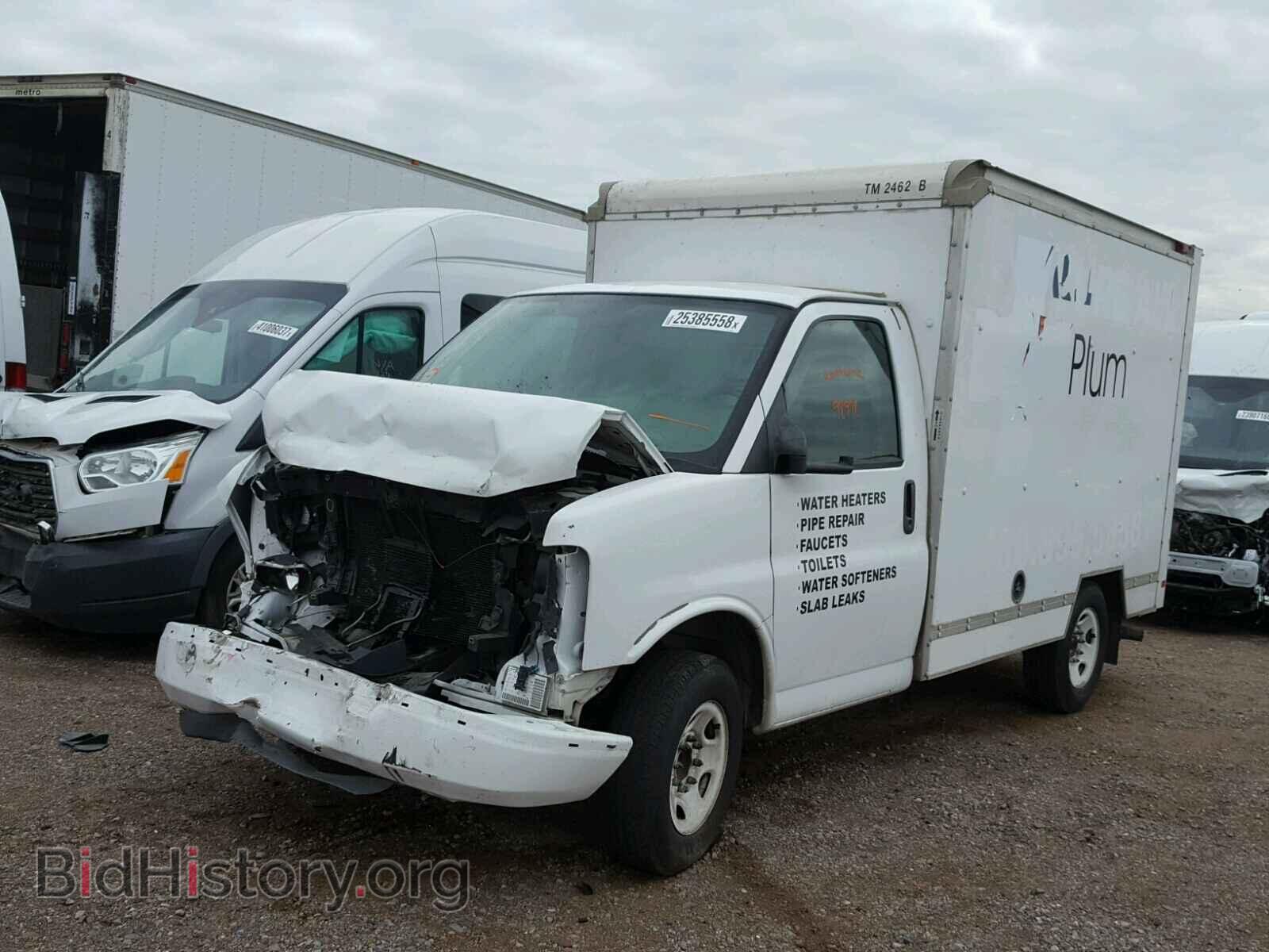 2008 GMC SAVANA - VIN: 1GDGG31C181911640 - Фото 2