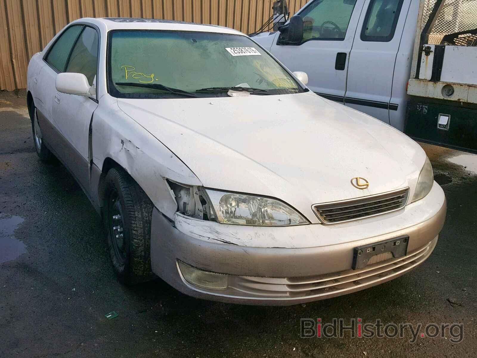 Photo JT8BF28G2W5033239 - LEXUS ES300 1998