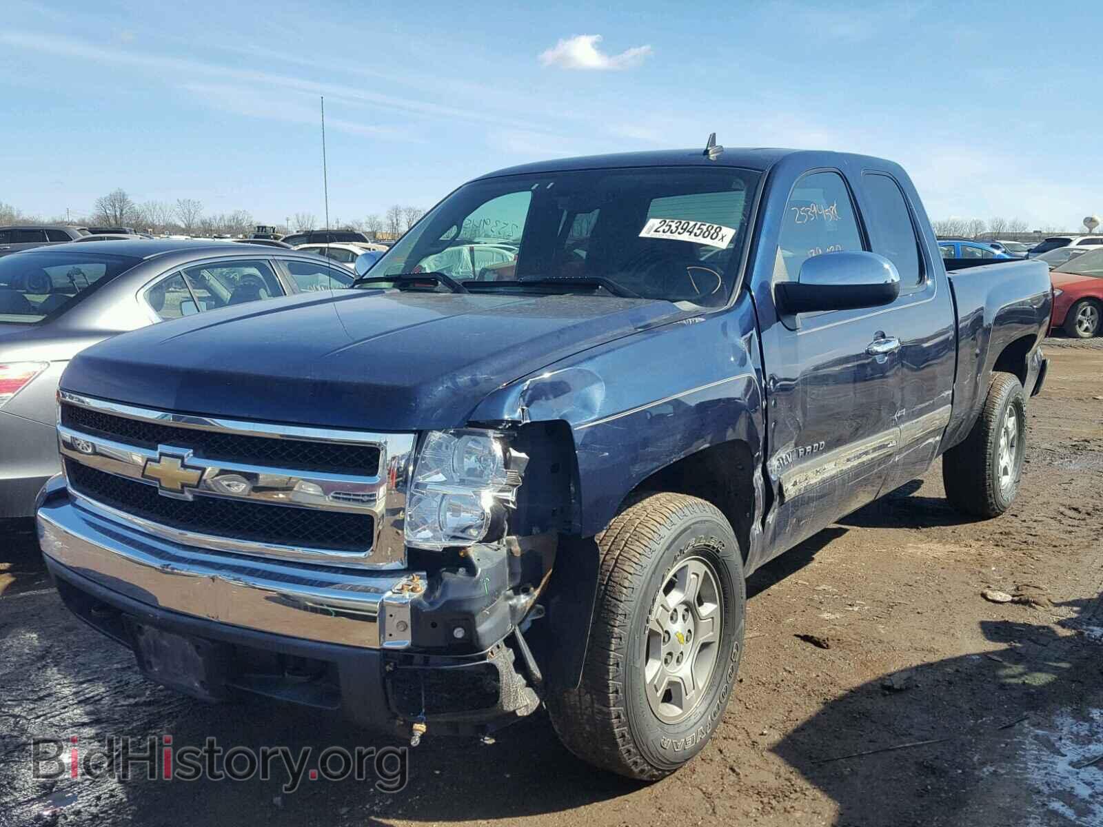2007 CHEVROLET SILVERADO - VIN: 2GCEC19J671668737 - Фото 2